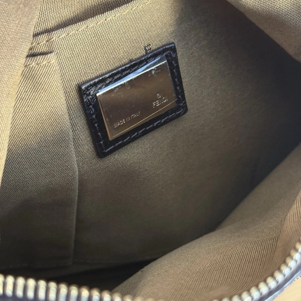 Fendi Chef Zip Crossbody Bag Zucca Canvas - Picture 11 of 11